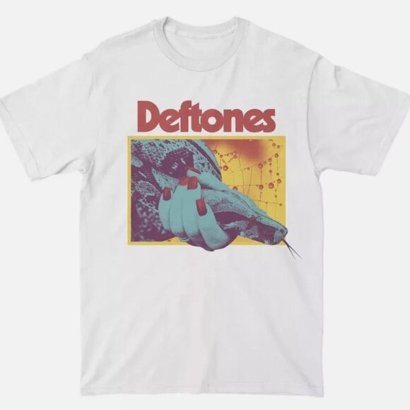 Deftones T-Shirt Deftones Rock Shirt Tee 2025 Tour Shirt - Picture 1 of 3